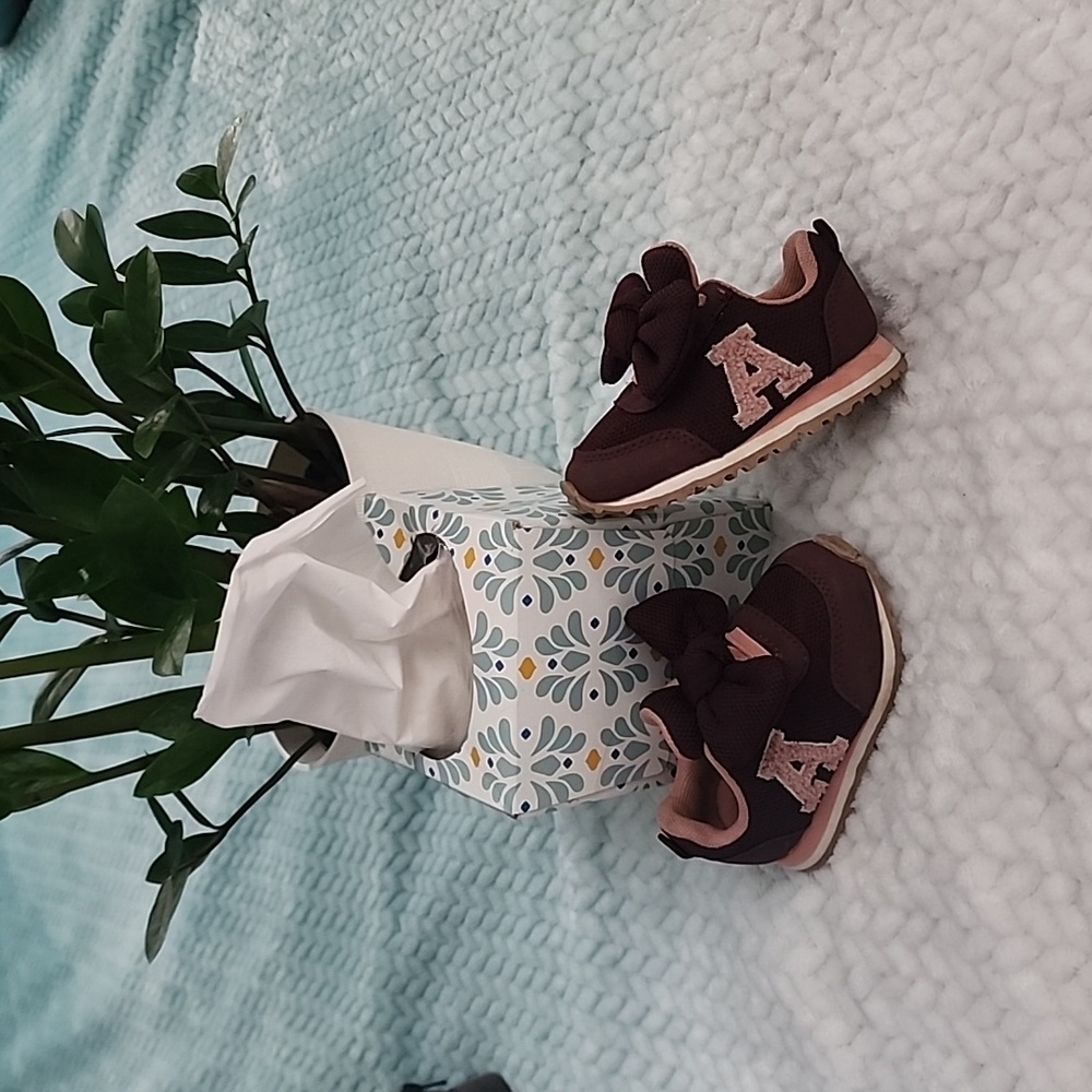 H&M Burgundy Toddler Letter Sneakers